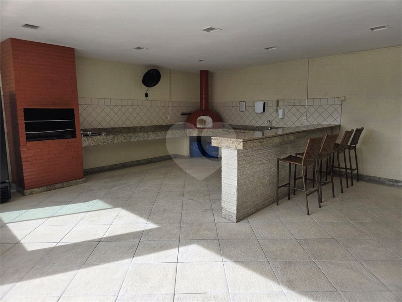 Cobertura à venda ou para alugar com 4 quartos, sendo 1 suíte,  em Tijuca, Rio de Janeiro, RJ