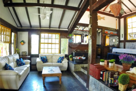 Casa à venda com 8 quartos, sendo 4 suítes, em Alto de Búzios, Armação dos Búzios, RJ