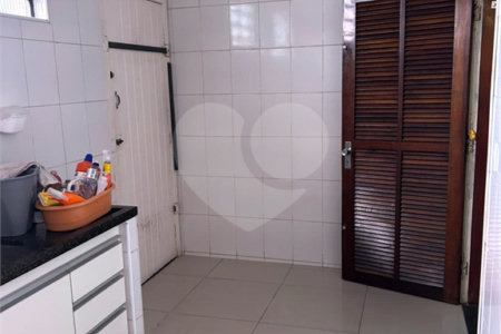Casa à venda com 3 quartos, sendo 2 suítes, em Planalto Paulista, São Paulo, SP