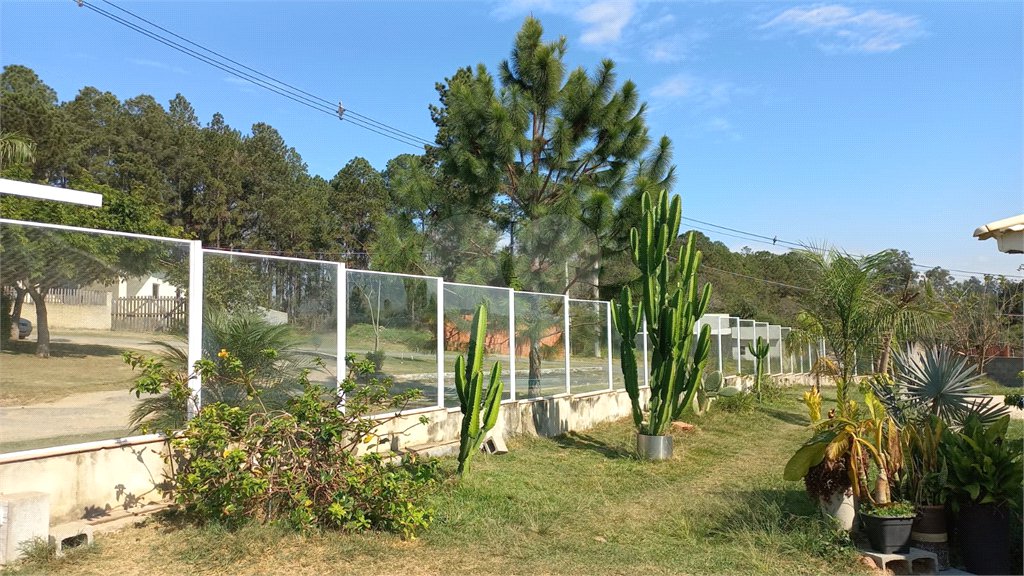 Casa à venda com 3 suítes no condomínio Chacara Castelo, Sorocaba - SP