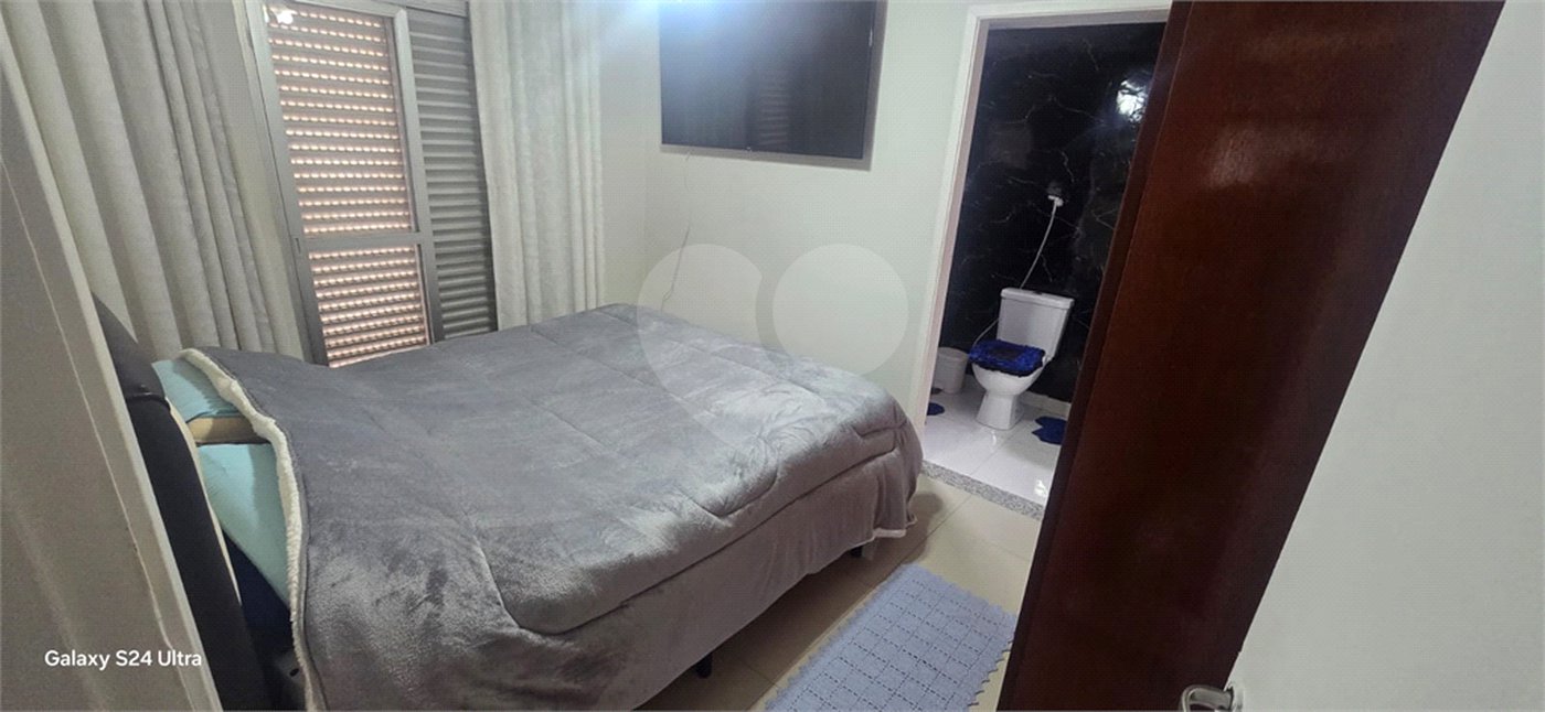 Apartamento à venda com 2 quartos, sendo 1 suíte,  em Vila Monumento, São Paulo, SP