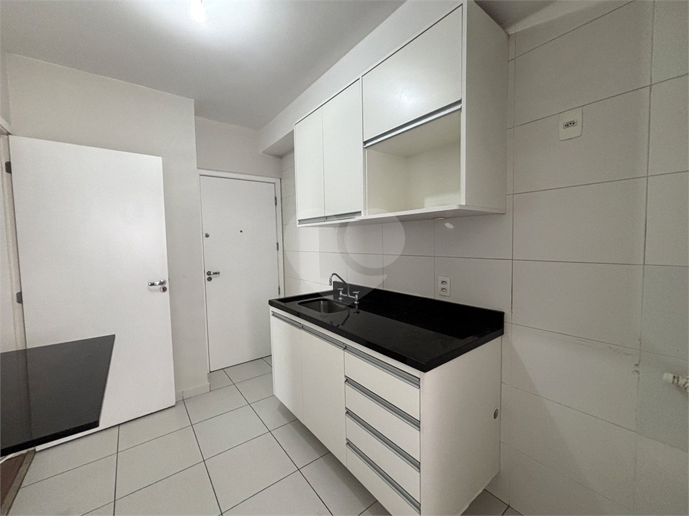 Apartamento para alugar com 3 quartos, sendo 1 suíte, em Barra Funda, São Paulo, SP