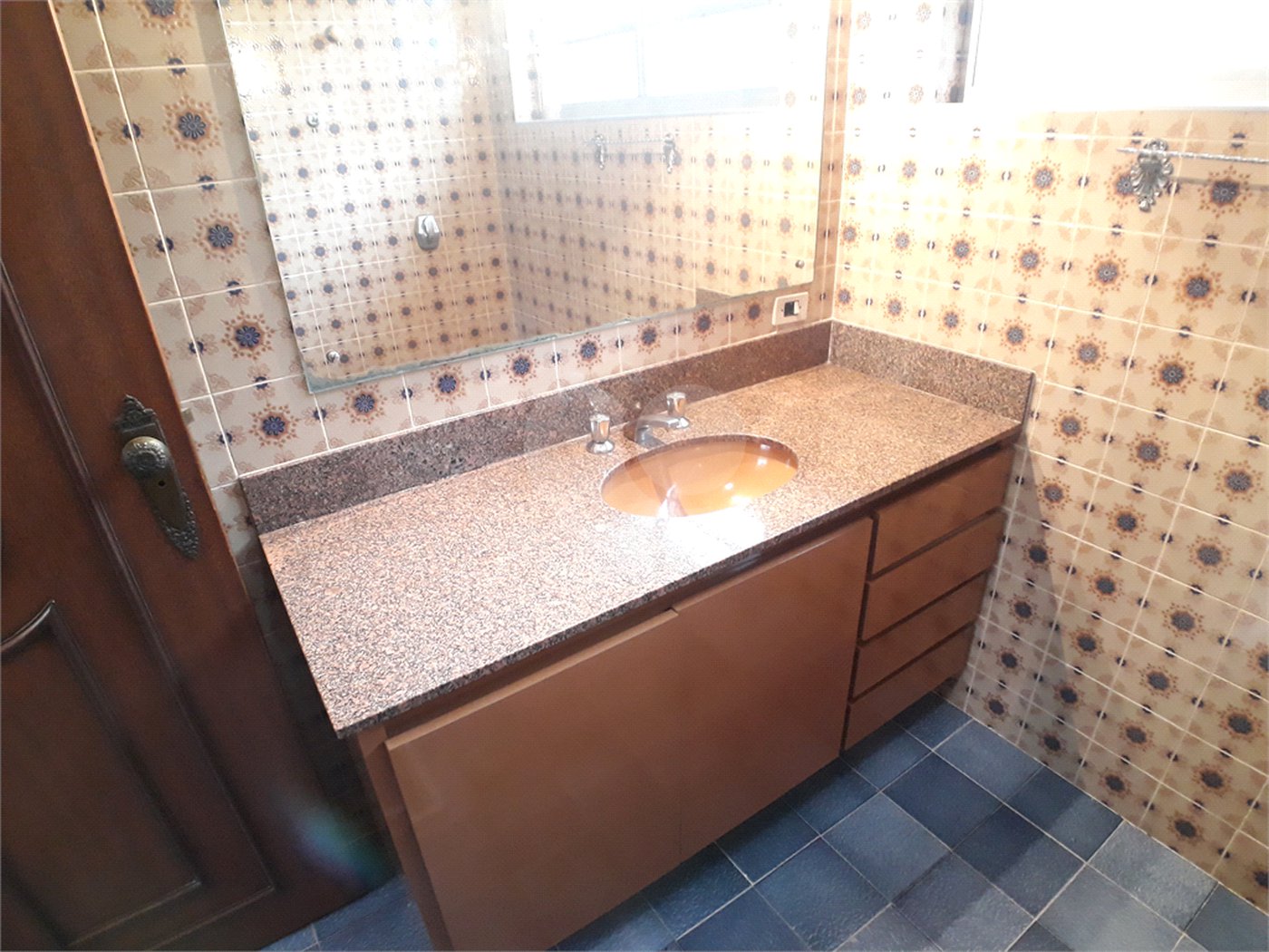 Sobrado à venda com 4 quartos, sendo 2 suítes, em Santana, São Paulo, SP