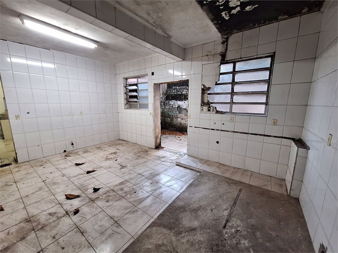 Casa Comercial para locação, Embaré, Santos - CA0170.
