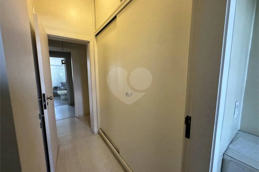 Apartamento à venda com 4 quartos, sendo 2 suítes, em Morumbi, São Paulo, SP