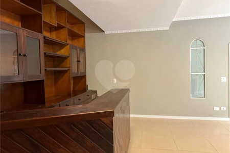 Casa à venda com 4 quartos, sendo 1 suíte, em Vila Guarani (z Sul), São Paulo, SP