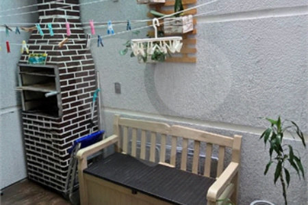 Casa à venda com 3 quartos, sendo 1 suíte, no condomínio Travessa Sílvio Lazzari,38, São Paulo - SP