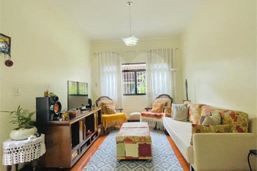 Villagio à venda com 4 quartos, sendo 2 suítes, em Saúde, São Paulo, SP