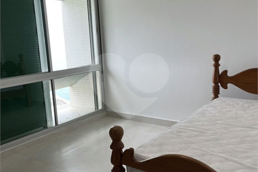 Apartamento à venda ou para alugar com 3 quartos, sendo 1 suíte, em Enseada, Guarujá, SP