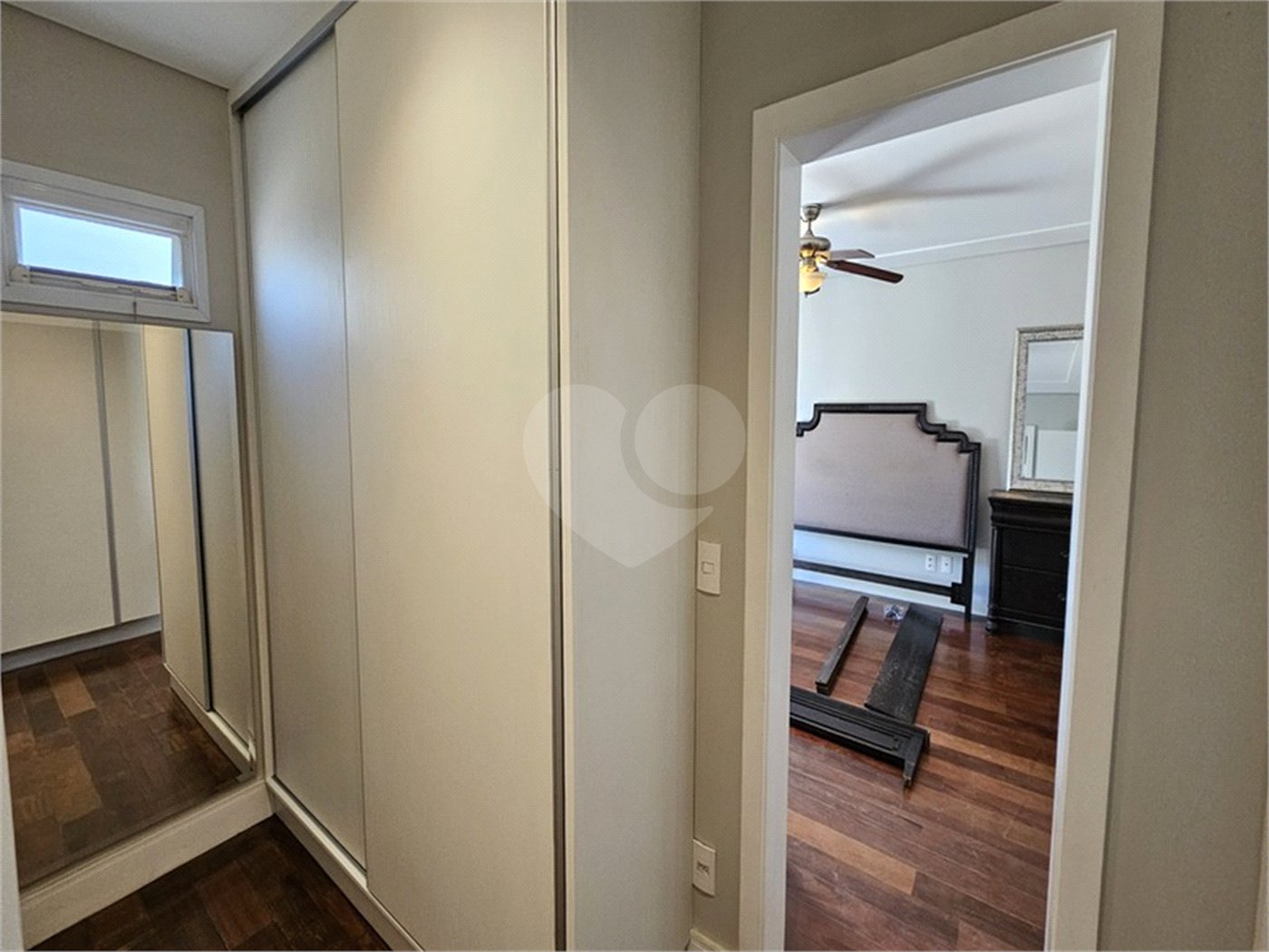Casa à venda com 5 suítes no condomínio Jardim Vila Paradiso, Indaiatuba - SP