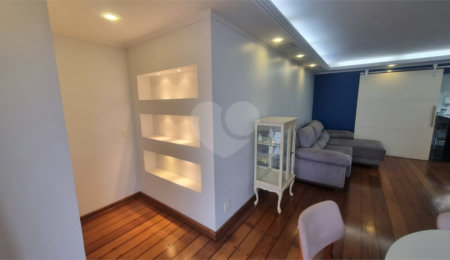 Apartamento à venda com 3 quartos, sendo 1 suíte,  em Indianópolis, São Paulo, SP
