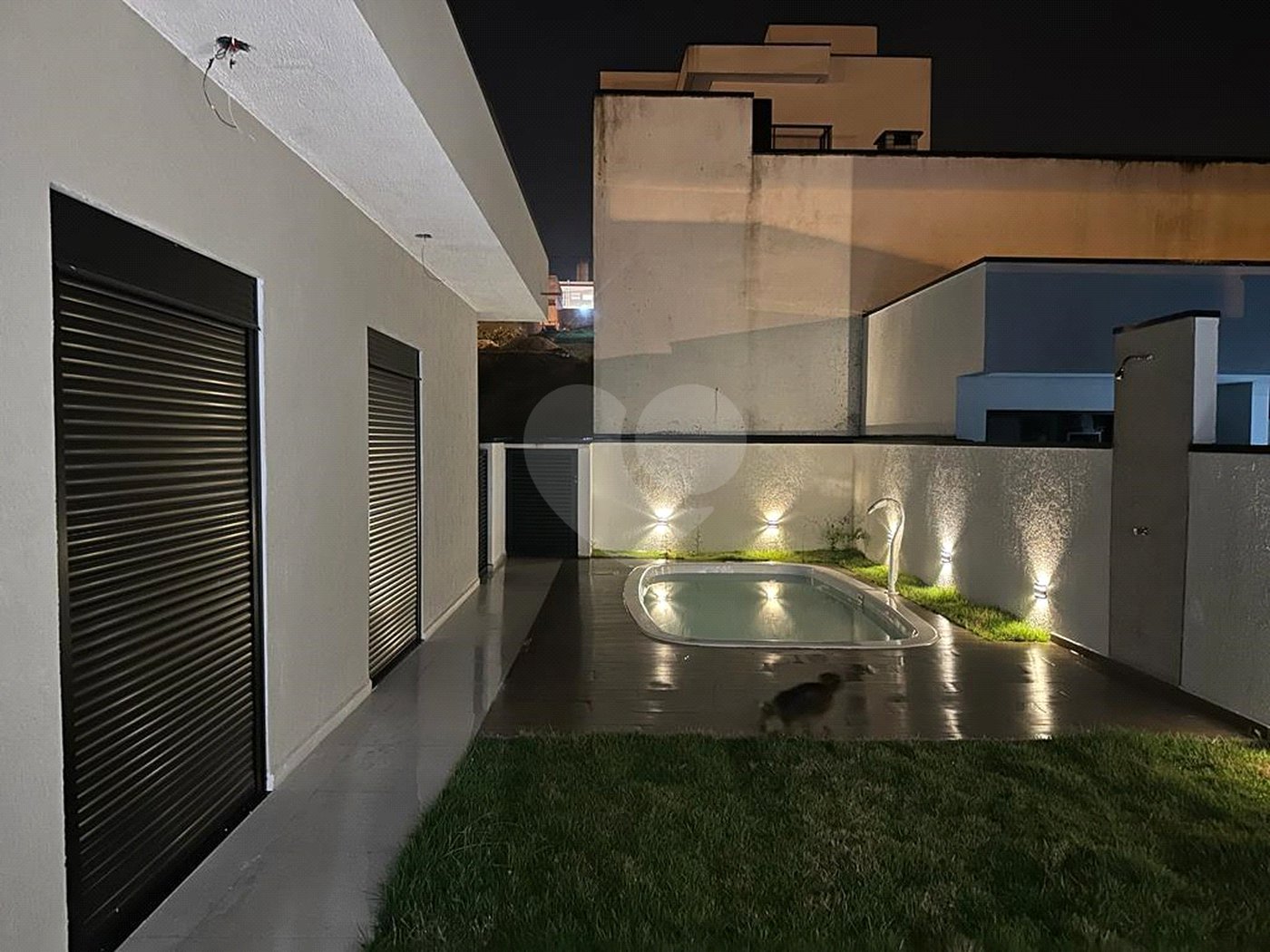 Terreno à venda com 3 suítes no condomínio Residencial Veneza, Mogi das Cruzes - SP