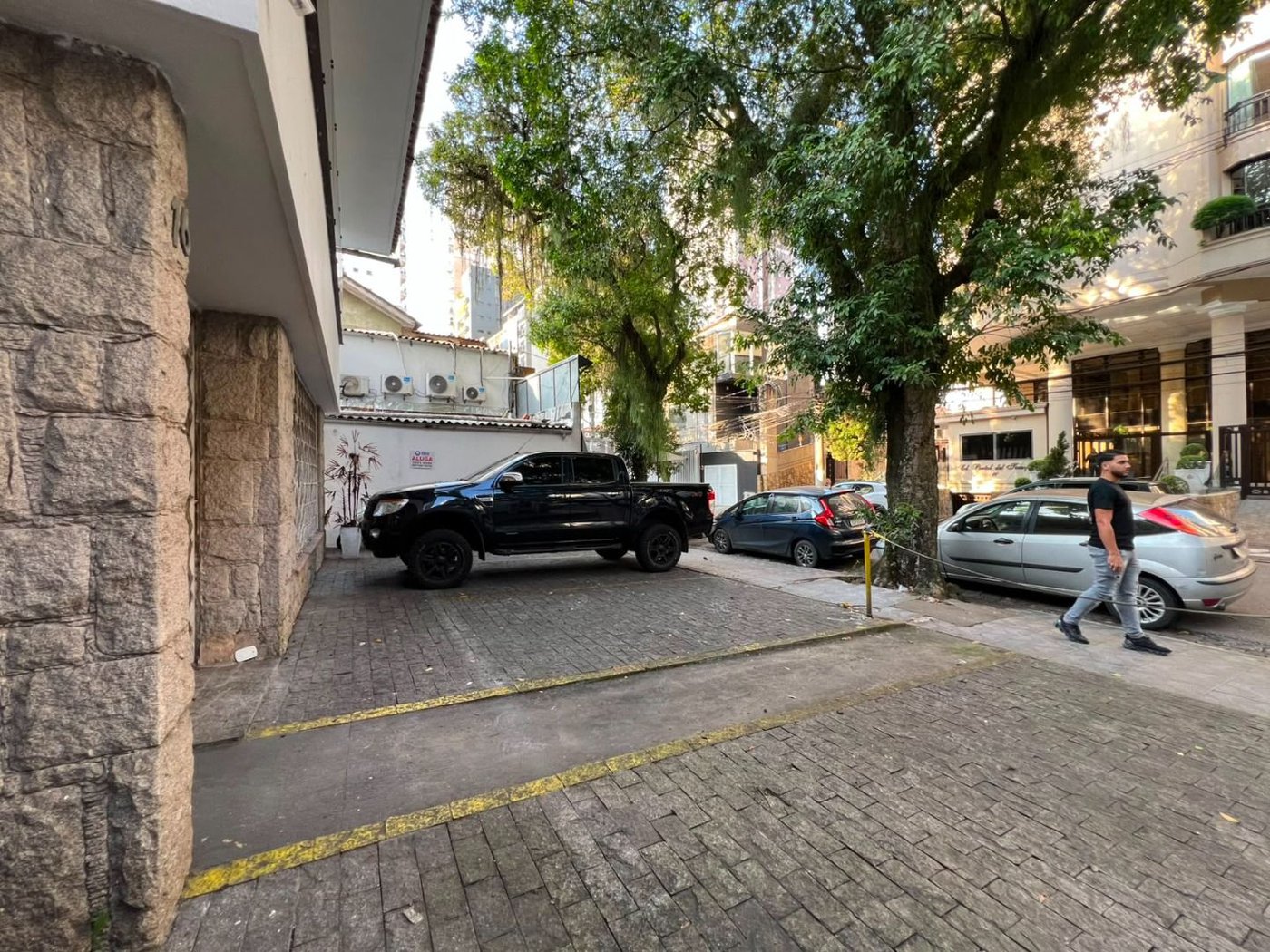 Casa para alugar, 305 m² por R$ 31.379,07 - Boqueirão - Santos/SP
