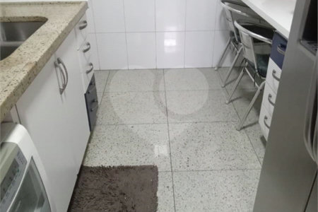 Apartamento à venda com 3 quartos, sendo 2 suítes,  em Campo Belo, São Paulo, SP