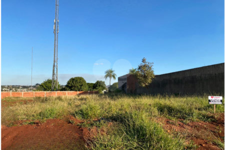 Terreno à venda no condomínio Terreno na Rua Lucelia, Ponta Porã - MS