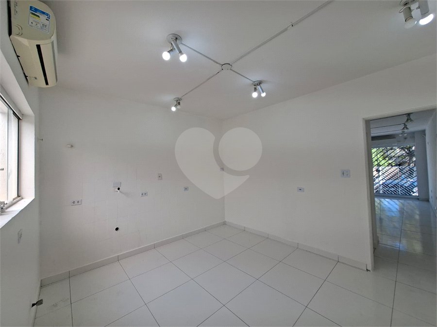 Sobrado para alugar com 3 quartos em Jardim Bonfiglioli, São Paulo, SP