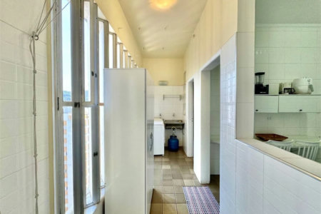 Apartamento Residencial à venda, Pitangueiras, Guarujá - AP0768.