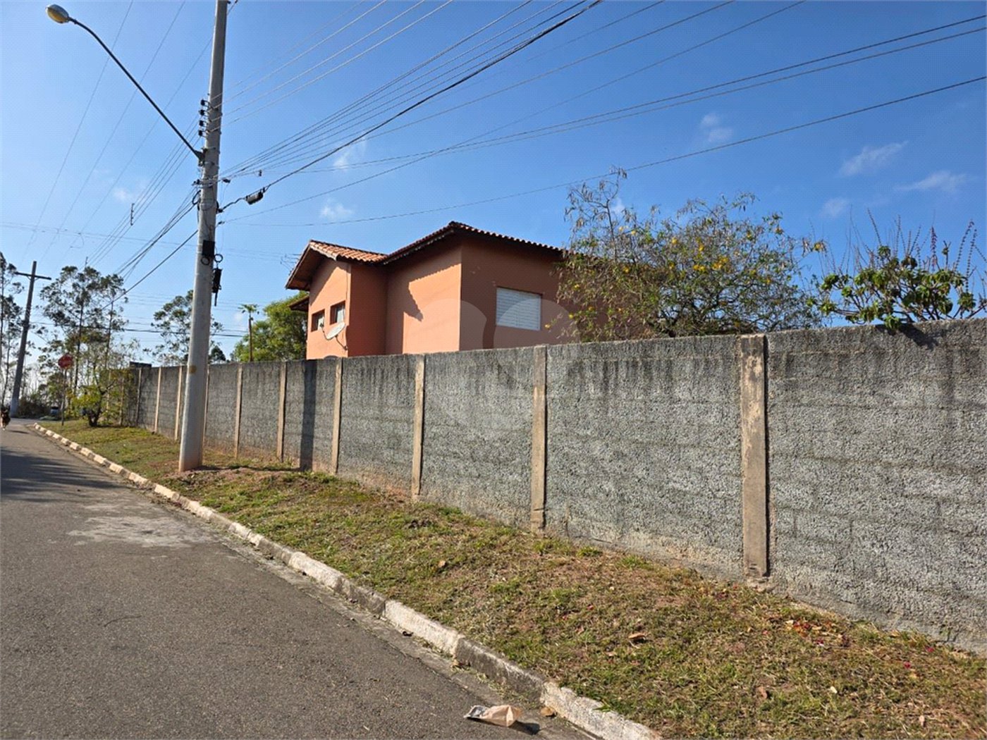 Chácara à venda com 4 quartos em Monterrey, Louveira, SP