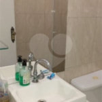Sobrado à venda com 2 quartos, sendo 1 suíte,  em Jardim Regina, São Paulo, SP
