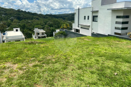Terreno à venda no condomínio Brisa 1, Mogi das Cruzes - SP
