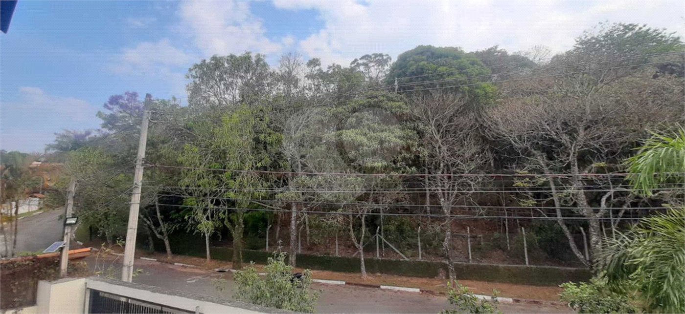 Condomínio à venda com 3 suítes em Caraguatá, Mairiporã, SP