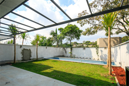 Casa à venda com 4 suítes no condomínio Premiere, São Paulo - SP