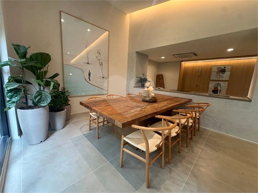 Apartamento à venda com 3 suítes em Vila Clementino, São Paulo, SP