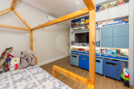 Casa à venda com 3 suítes no condomínio Reserva 8, São Paulo - SP