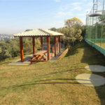 Terreno à venda com 1 suíte no condomínio Bosque dos Cambarás, Valinhos - SP