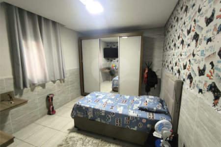 Casa à venda com 2 quartos, sendo 1 suíte, em Jardim Cacique, Suzano, SP