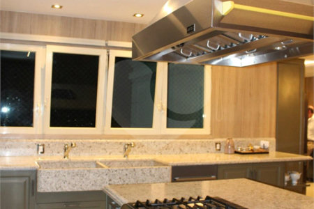Apartamento à venda com 4 suítes em Santana, São Paulo, SP