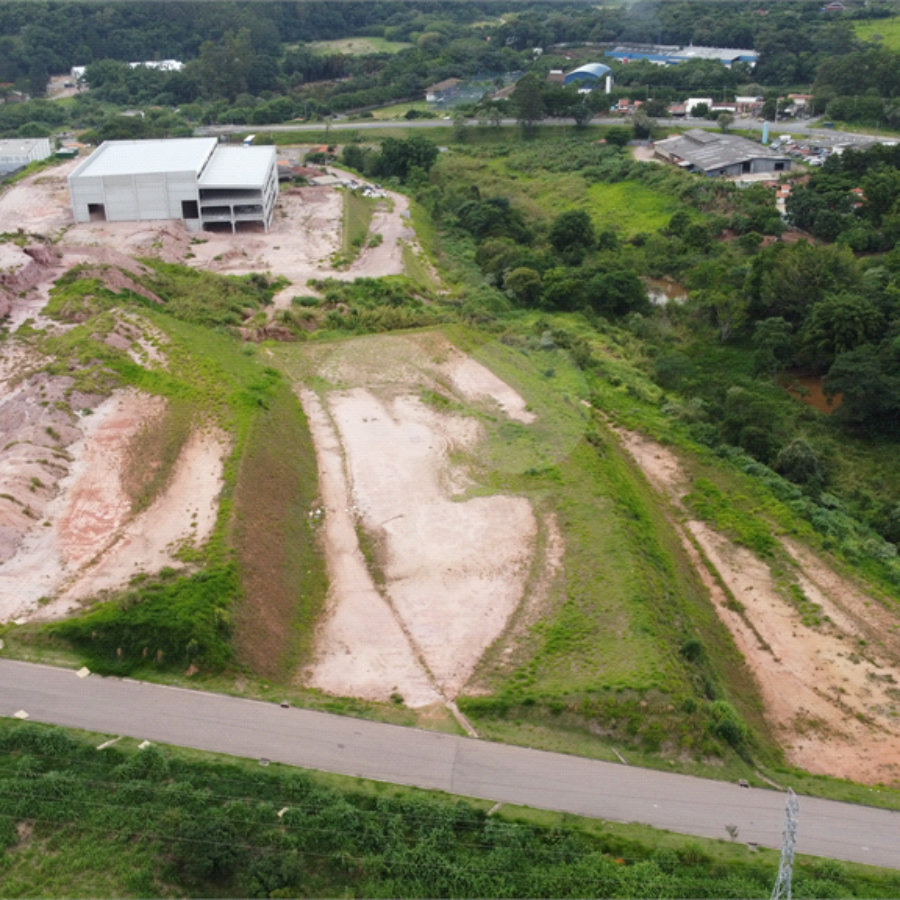 Terreno à venda em Leitão, Louveira, SP