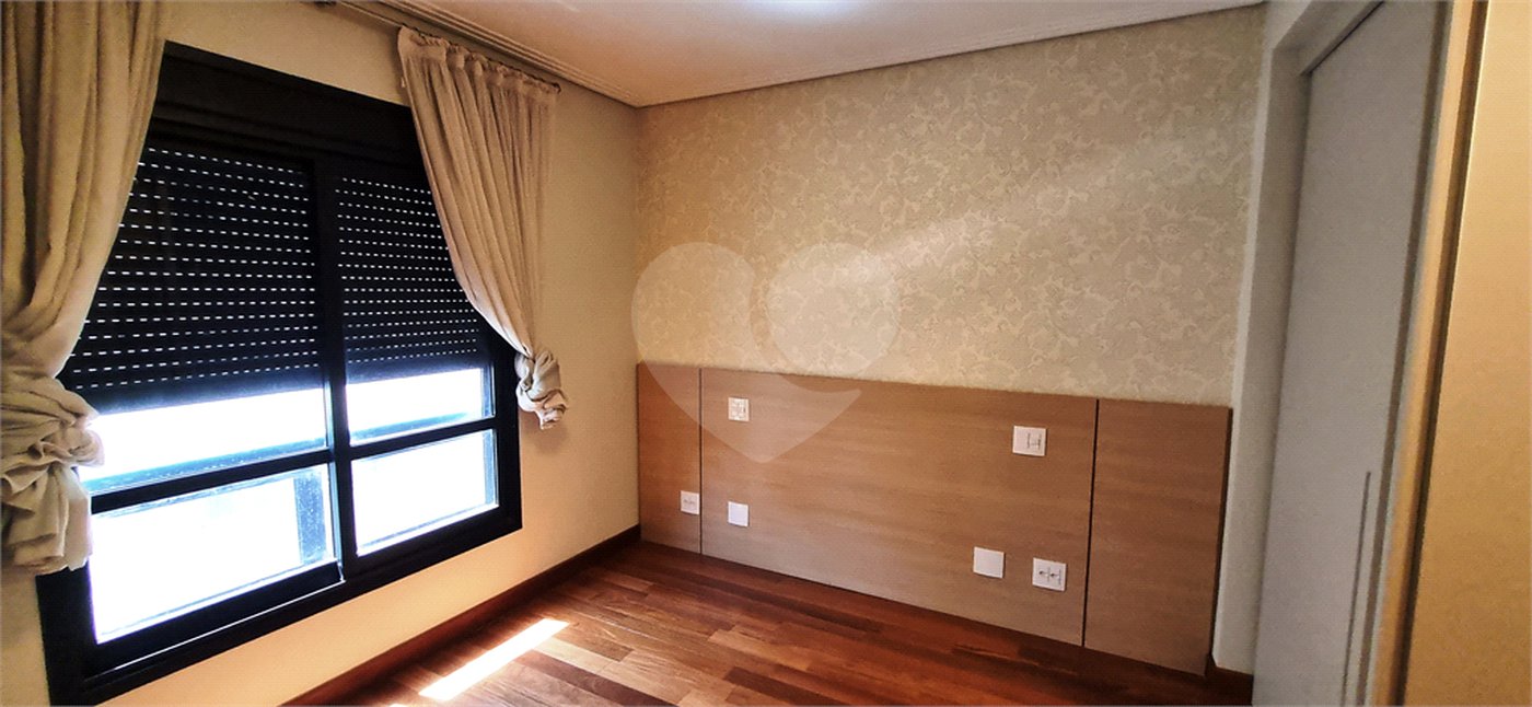 Apartamento à venda com 4 quartos, sendo 3 suítes, em Santana, São Paulo, SP