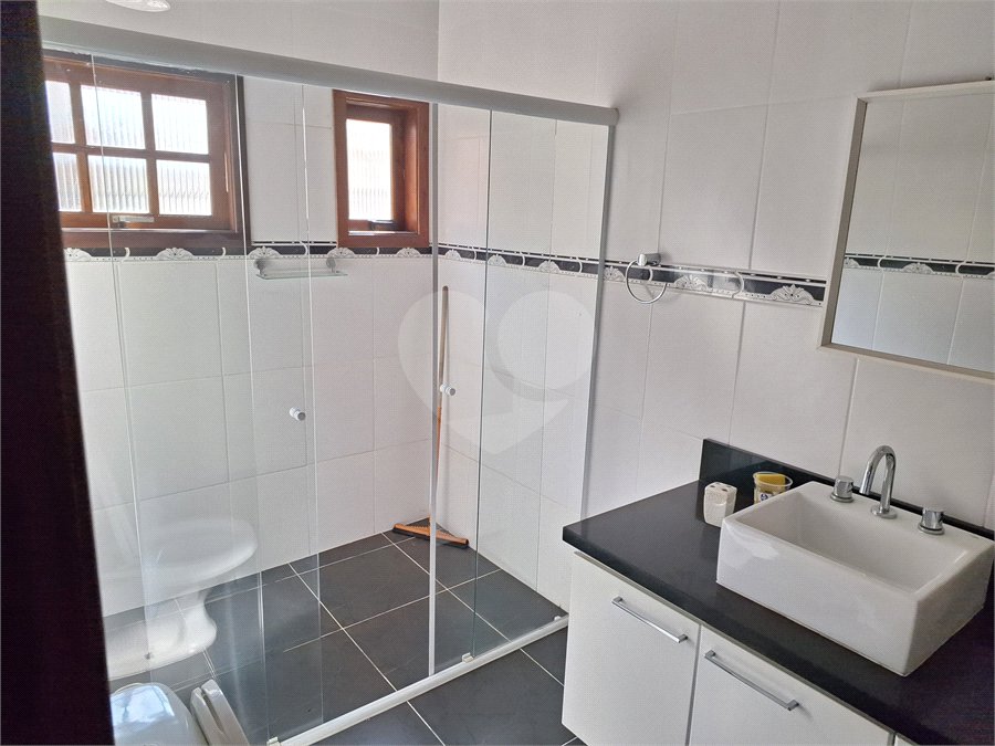 Sobrado à venda com 5 quartos, sendo 1 suíte,  em Santana, São Paulo, SP