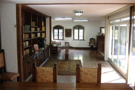 Sobrado à venda com 4 quartos, sendo 2 suítes, em Vila Madalena, São Paulo, SP