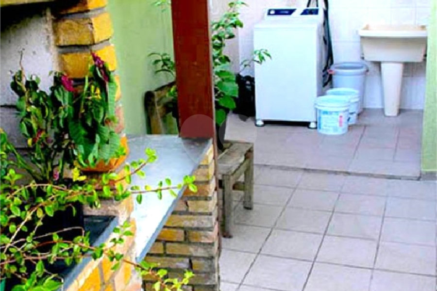 Sobrado à venda com 3 quartos, sendo 1 suíte, em Tremembé, São Paulo, SP