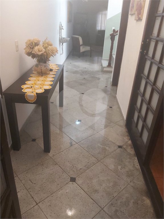 Sobrado à venda com 3 quartos, sendo 1 suíte, em São João Clímaco, São Paulo, SP