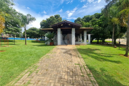 Casa à venda com 3 quartos, sendo 1 suíte, no condomínio Golden Park Residence, Sorocaba - SP