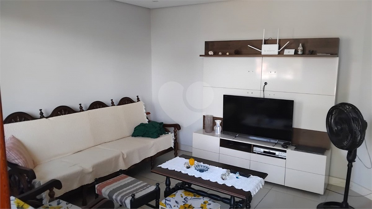 Casa à venda com 3 quartos, sendo 1 suíte, em Parque Ouro Fino, Sorocaba, SP