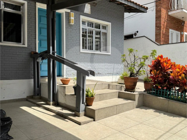 Casa Térrea à venda com 3 quartos, sendo 1 suíte,  em Vila Madalena, São Paulo, SP