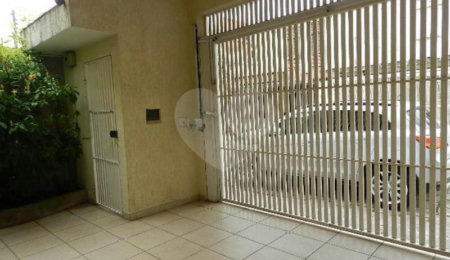 Casa de Vila à venda com 3 quartos, sendo 1 suíte,  em Brooklin Novo, São Paulo, SP