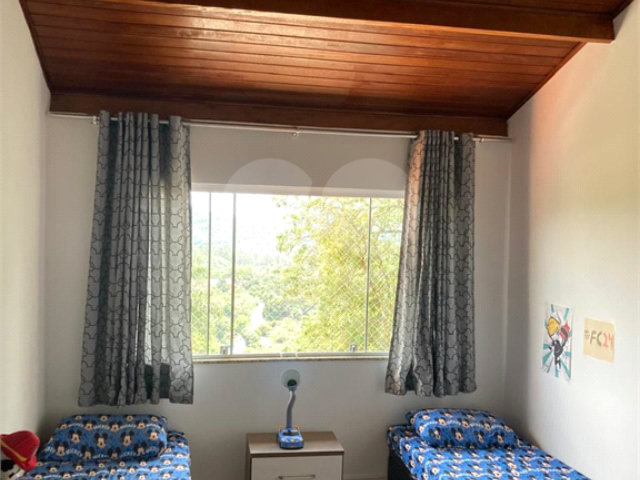 Casa à venda com 3 quartos, sendo 2 suítes,  em Roseira, Mairiporã, SP