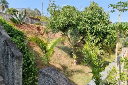 Casa à venda com 3 quartos, sendo 1 suíte, no condomínio Chácaras do Lago, Vinhedo - SP