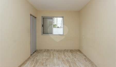Apartamento à venda com 3 quartos, sendo 1 suíte,  em Saúde, São Paulo, SP