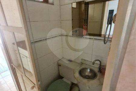 Sobrado à venda com 3 quartos em Água Fria, São Paulo, SP