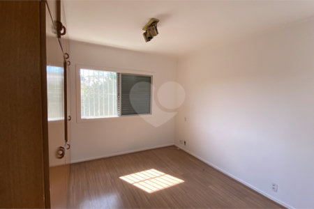 Sobrado à venda com 3 quartos, sendo 1 suíte, em Brooklin Velho, São Paulo, SP