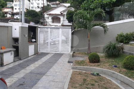 Casa à venda com 6 quartos, sendo 3 suítes,  em Tijuca, Rio de Janeiro, RJ