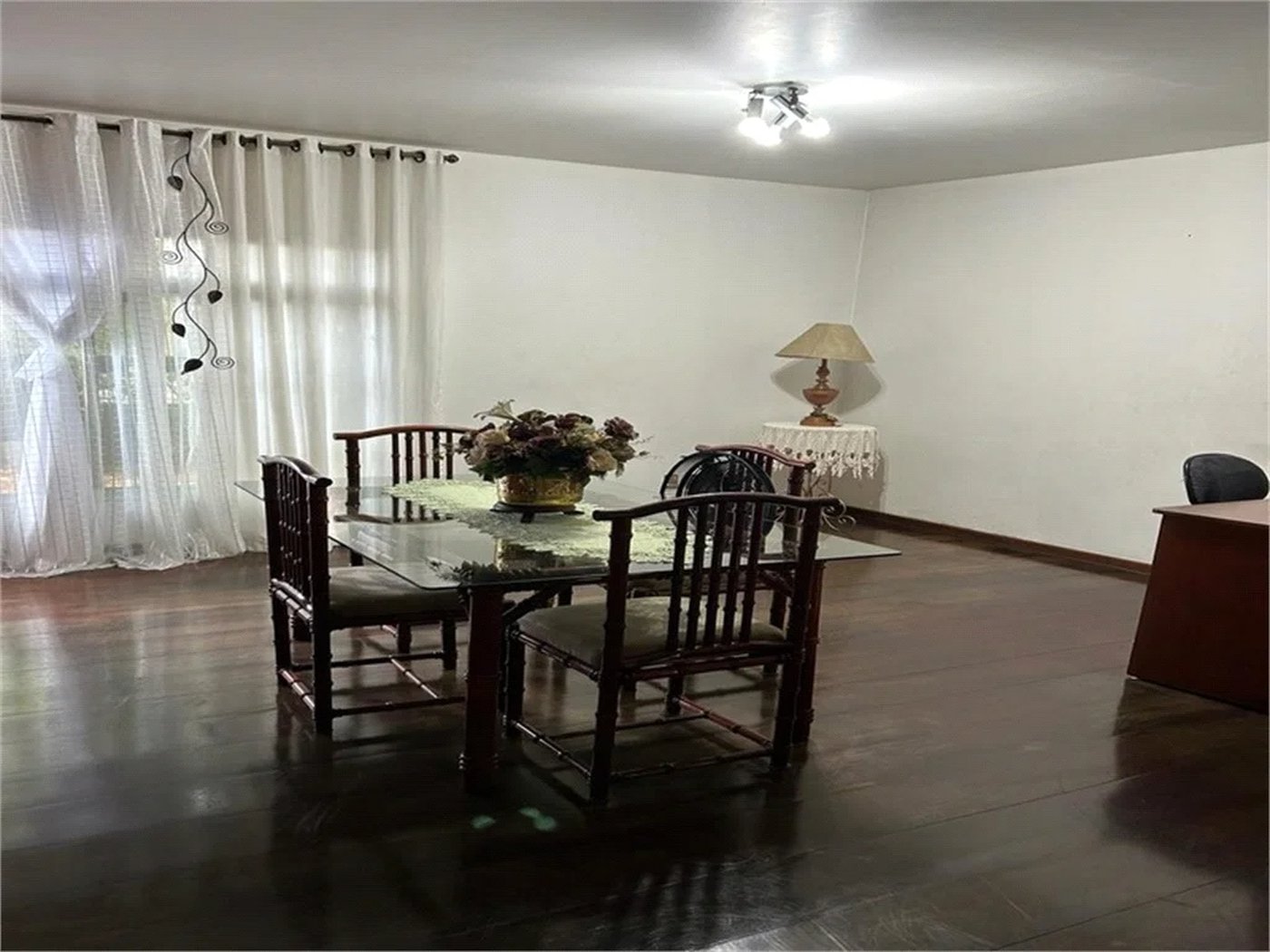 Casa à venda com 3 suítes em Jardim Colombo, São Paulo, SP