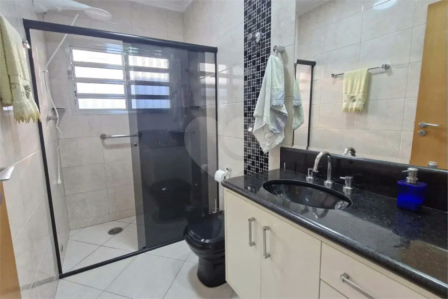 Sobrado à venda com 3 quartos, sendo 1 suíte,  em Tremembé, São Paulo, SP