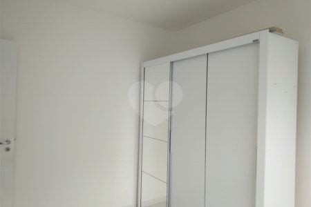 Apartamento para alugar com 2 quartos em Vila Anastácio, São Paulo, SP